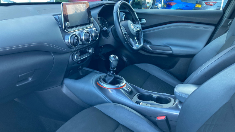 Nissan Juke 1.0 DiG-T Tekna 5dr Petrol Hatchback